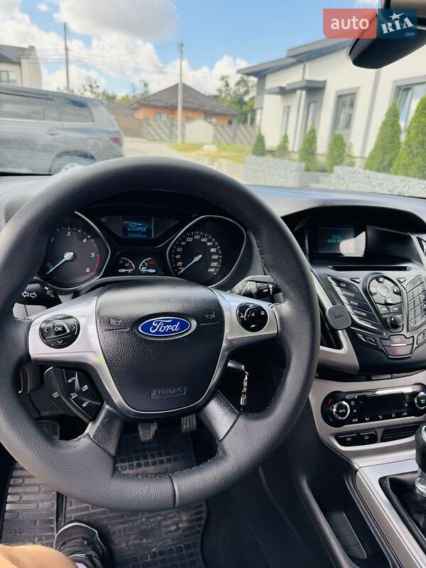 Универсал Ford Focus 2014 в Ровно фото 11 Универсал Ford Focus 2014 в Ровно