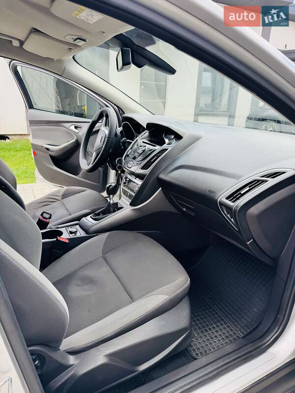 Универсал Ford Focus 2014 в Ровно фото 12 Универсал Ford Focus 2014 в Ровно