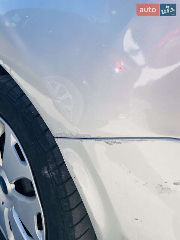 Универсал Ford Focus 2014 в Ровно фото 24 Универсал Ford Focus 2014 в Ровно