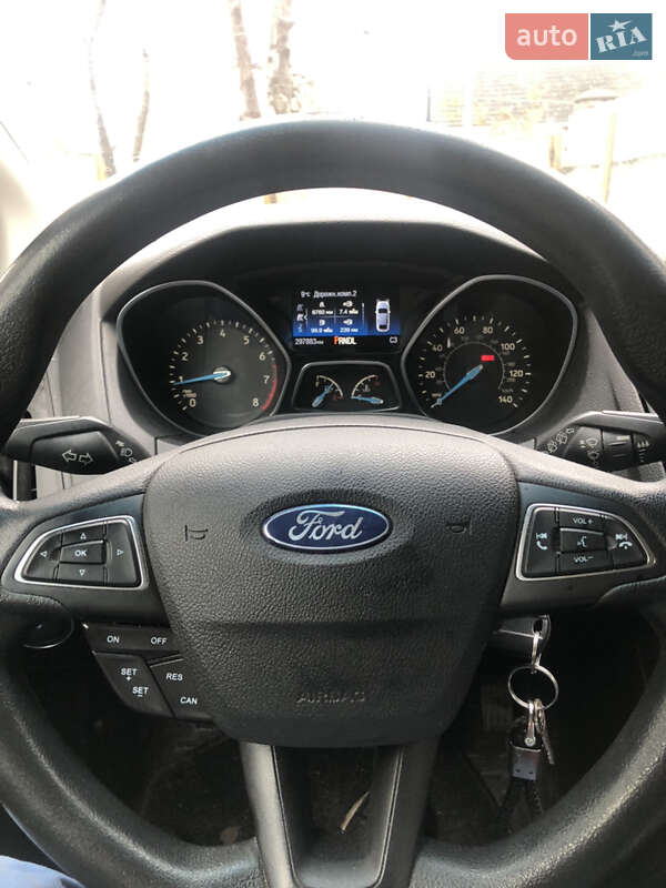 Хэтчбек Ford Focus 2016 в Славуте