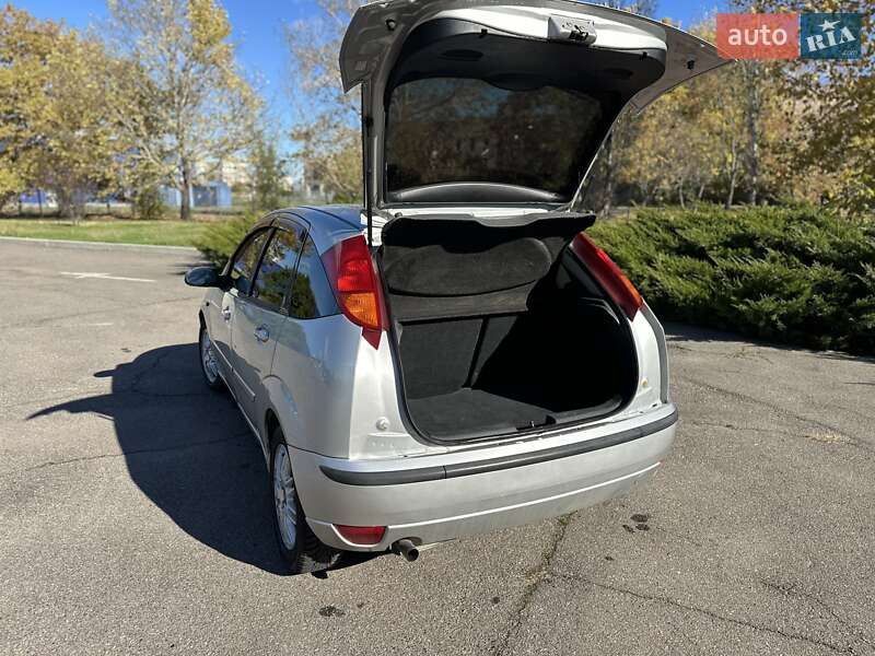 Хетчбек Ford Focus 2002 в Миколаєві фото 4 Хетчбек Ford Focus 2002 в Миколаєві
