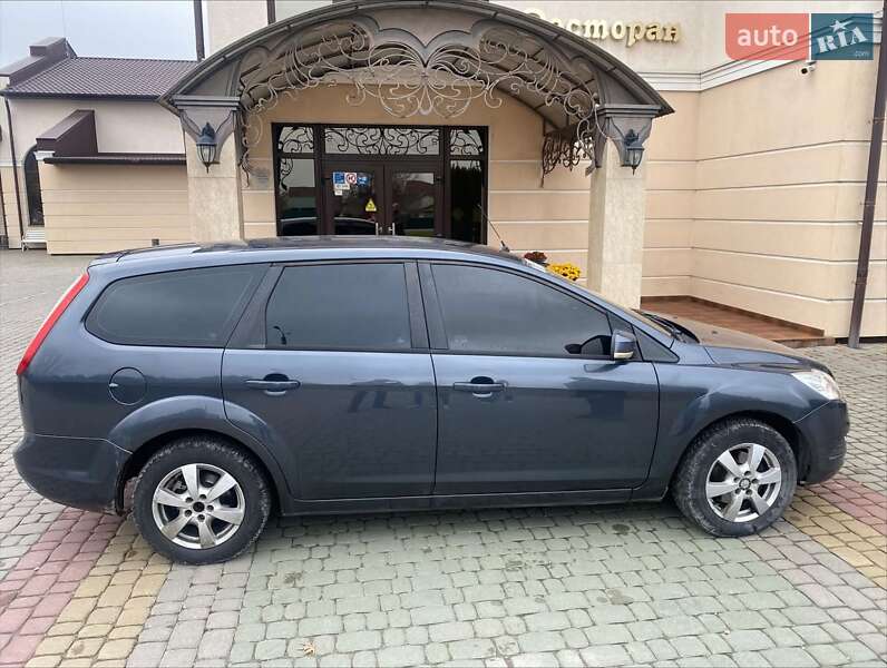 Універсал Ford Focus 2010 в Дунаївцях