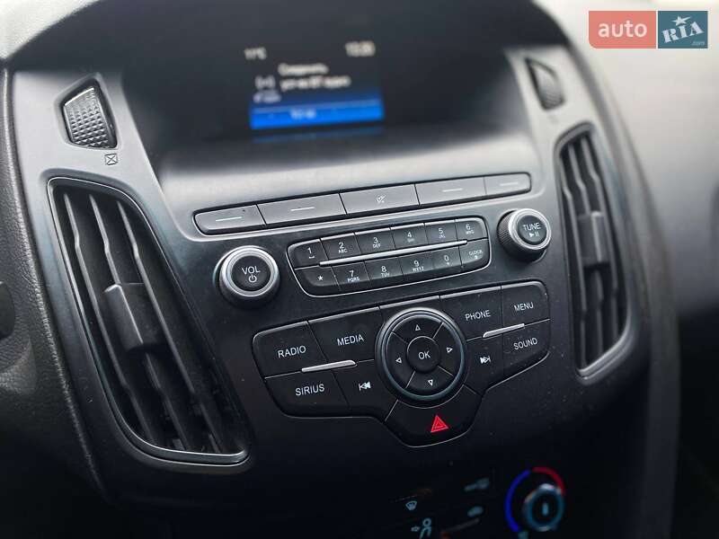 Седан Ford Focus 2018 в Києві фото 36 Седан Ford Focus 2018 в Києві