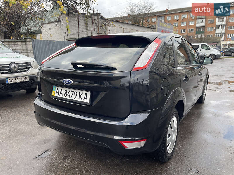 Хетчбек Ford Focus 2010 в Житомирі