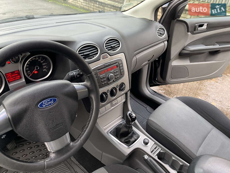 Хетчбек Ford Focus 2010 в Житомирі