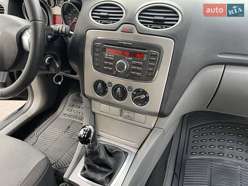 Хетчбек Ford Focus 2010 в Житомирі