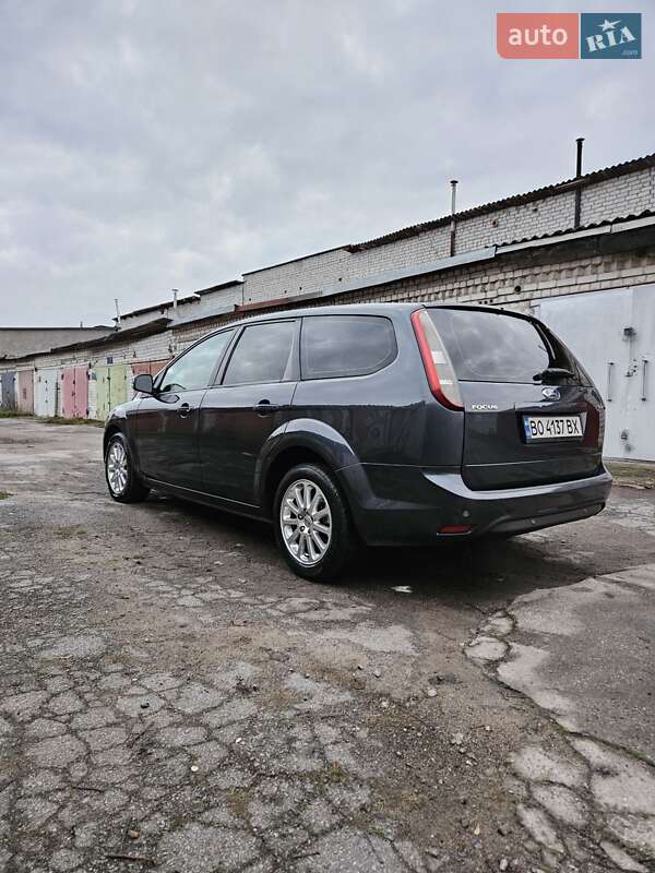 Універсал Ford Focus 2009 в Житомирі