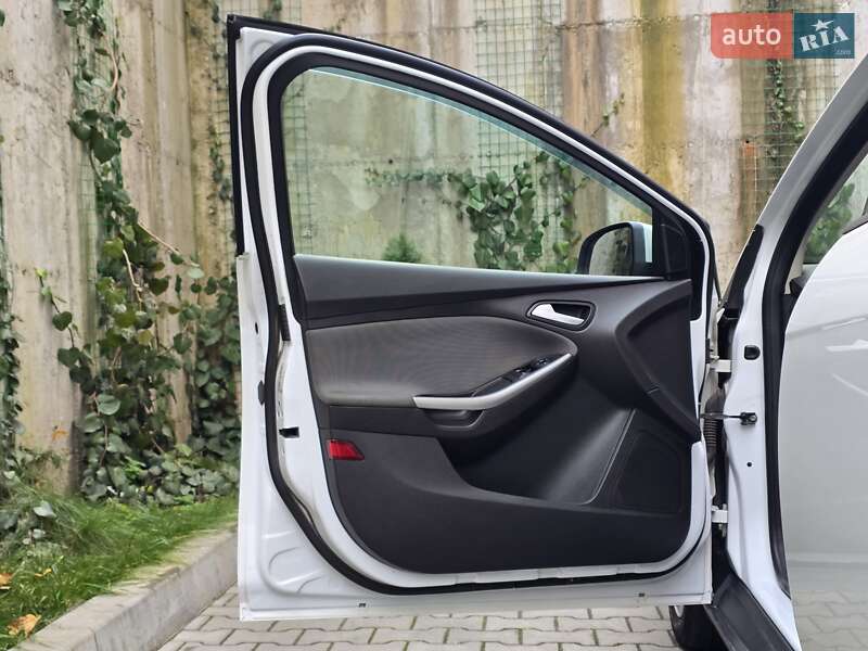 Универсал Ford Focus 2013 в Хмельницком фото 25 Универсал Ford Focus 2013 в Хмельницком