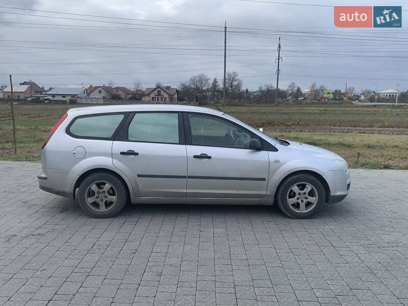Універсал Ford Focus 2006 в Львові фото 6 Універсал Ford Focus 2006 в Львові
