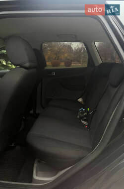 Універсал Ford Focus 2008 в Чугуєві