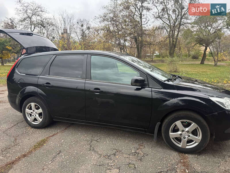 Универсал Ford Focus 2008 в Чугуеве