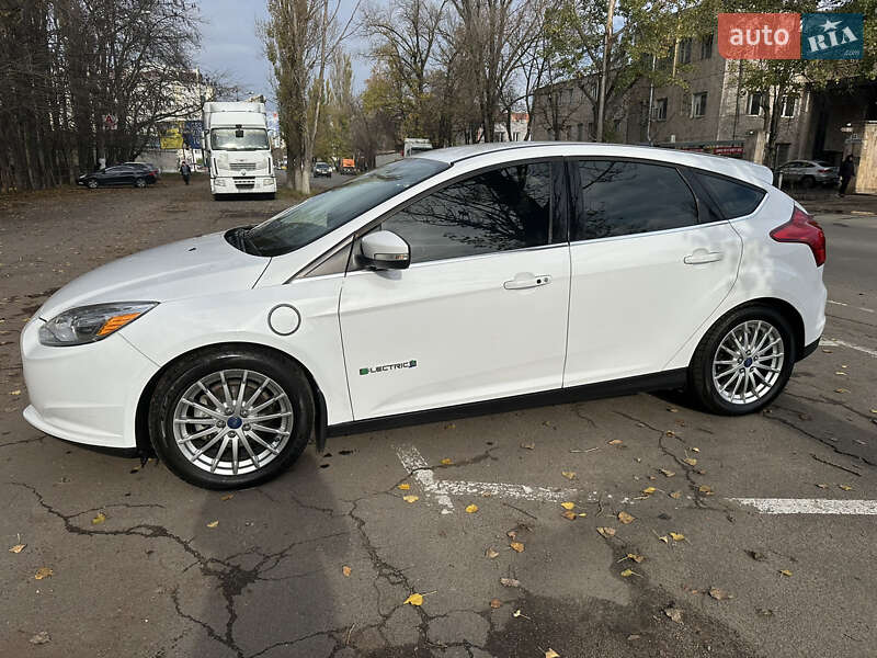 Хетчбек Ford Focus 2013 в Одесі фото 5 Хетчбек Ford Focus 2013 в Одесі