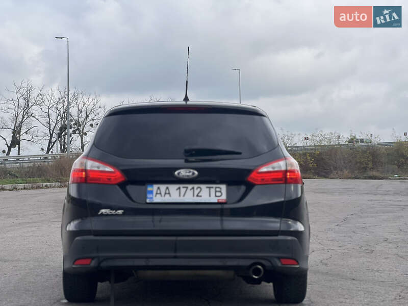 Универсал Ford Focus 2014 в Киеве фото 4 Универсал Ford Focus 2014 в Киеве