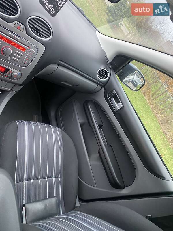 Универсал Ford Focus 2009 в Луцке