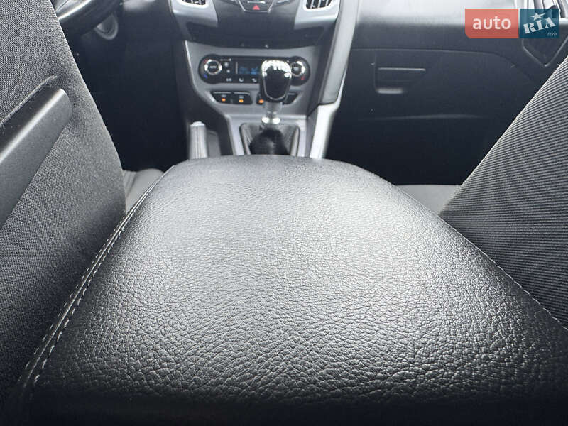 Універсал Ford Focus 2013 в Стрию фото 78 Універсал Ford Focus 2013 в Стрию