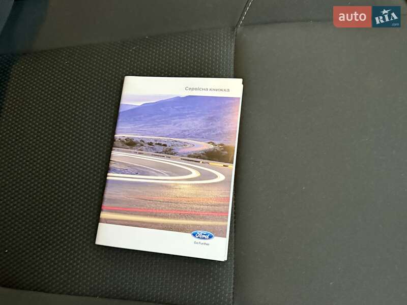 Хэтчбек Ford Focus 2017 в Киеве