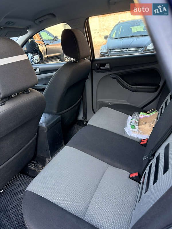 Универсал Ford Focus 2010 в Черновцах