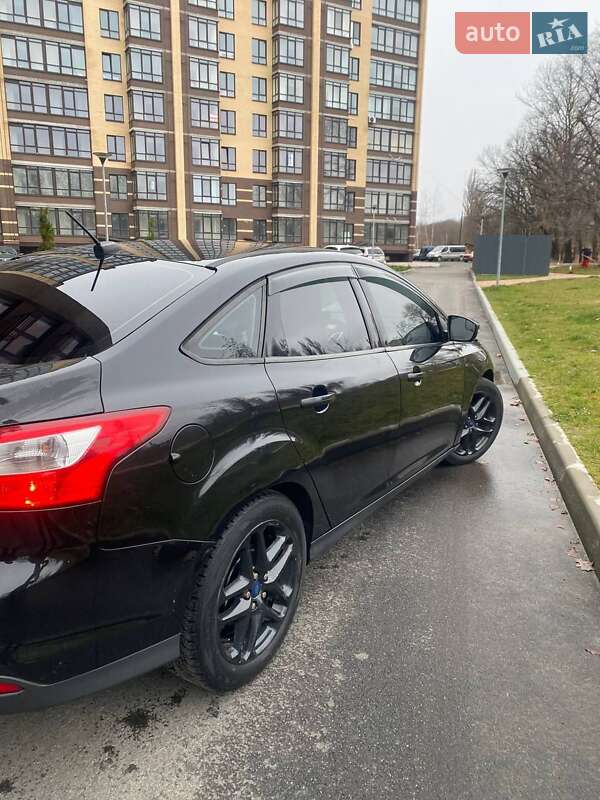 Седан Ford Focus 2014 в Чернигове