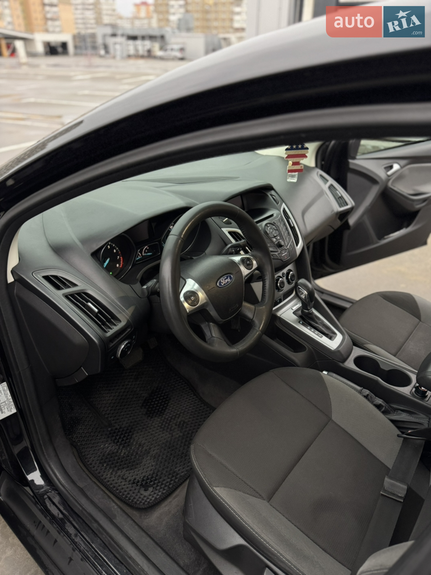 2011 Ford Focus - мініатюра 9