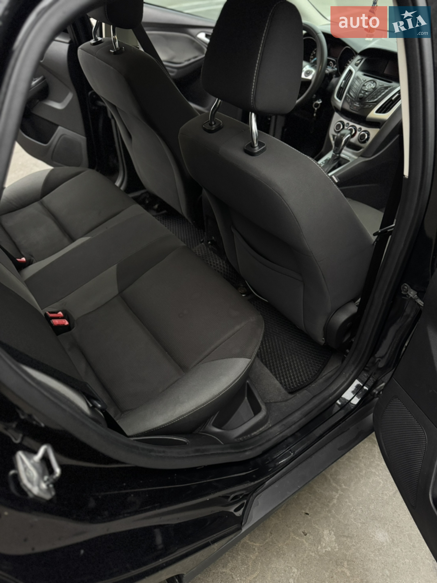 2011 Ford Focus - мініатюра 16