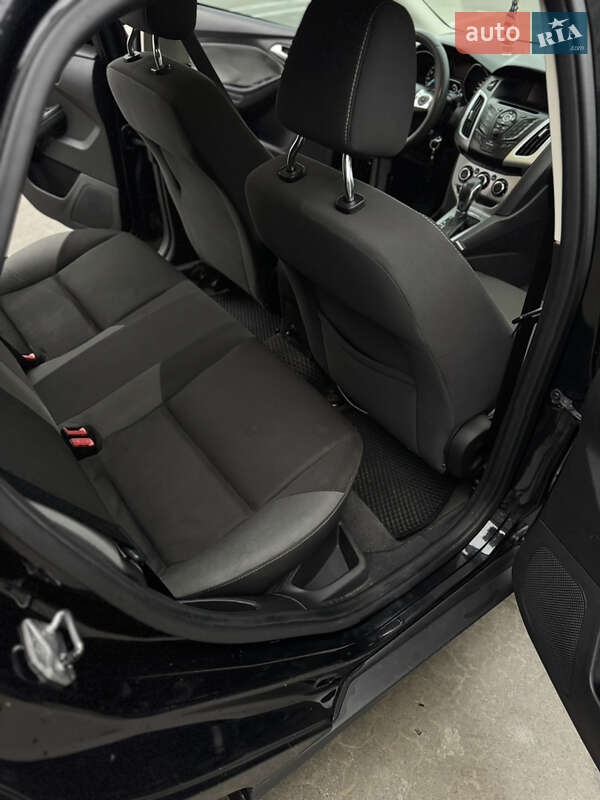 Седан Ford Focus 2011 в Киеве