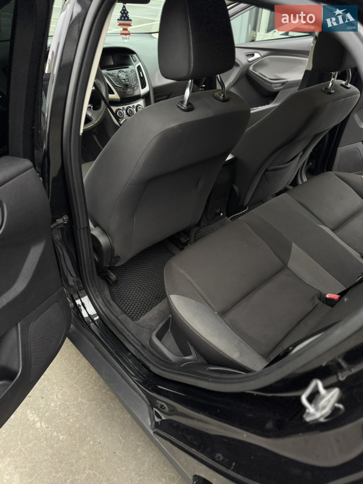 2011 Ford Focus - мініатюра 14