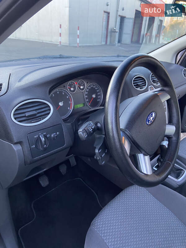 Універсал Ford Focus 2006 в Києві фото 4 Універсал Ford Focus 2006 в Києві