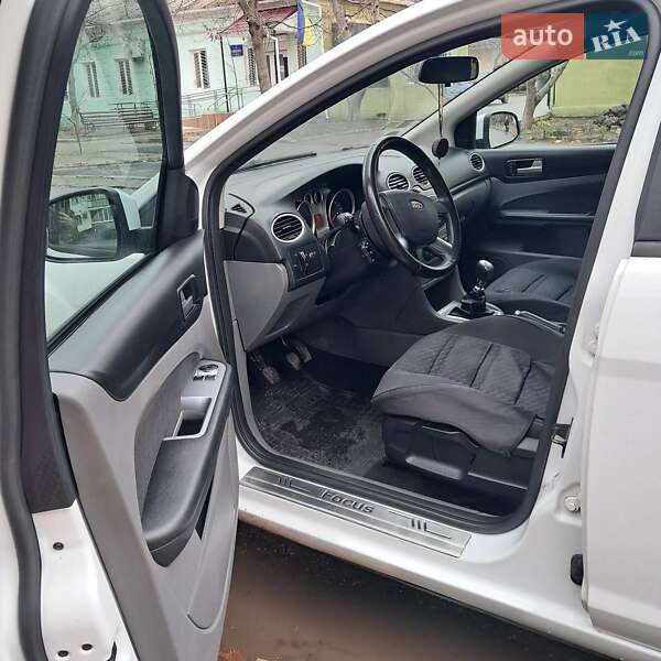 Універсал Ford Focus 2010 в Вознесенську