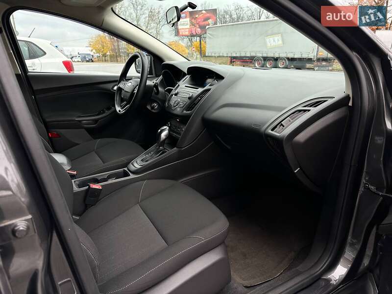 Хетчбек Ford Focus 2016 в Києві