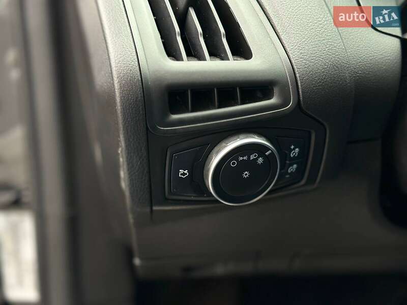 Хетчбек Ford Focus 2016 в Києві