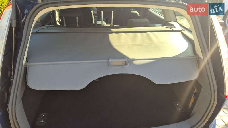 Універсал Ford Focus 2010 в Івано-Франківську