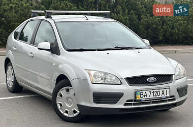Хэтчбек Ford Focus 2007 в Киеве