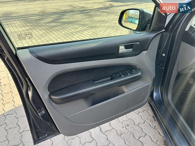Універсал Ford Focus 2008 в Рівному фото 15 Універсал Ford Focus 2008 в Рівному