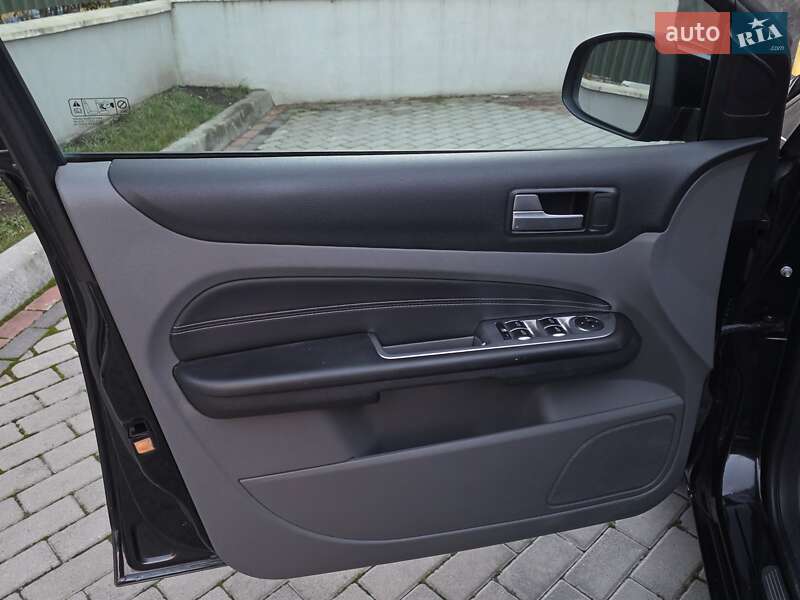 Хетчбек Ford Focus 2009 в Тернополі фото 21 Хетчбек Ford Focus 2009 в Тернополі