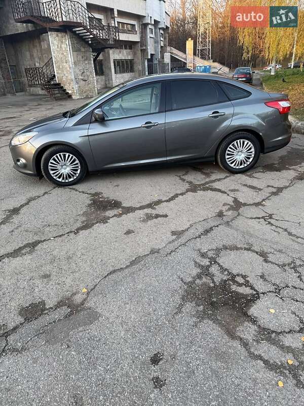 Седан Ford Focus 2011 в Ивано-Франковске