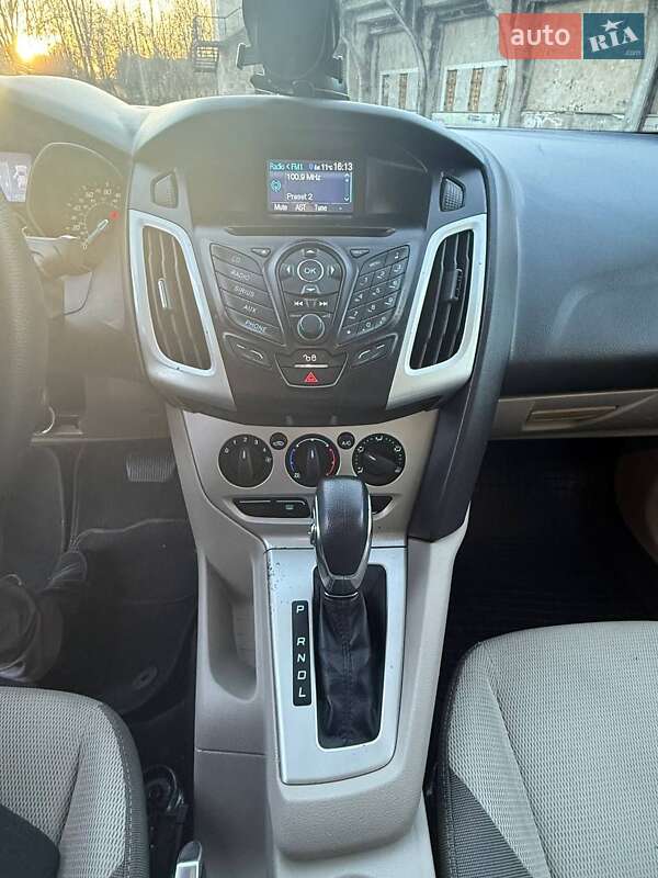 Седан Ford Focus 2011 в Ивано-Франковске