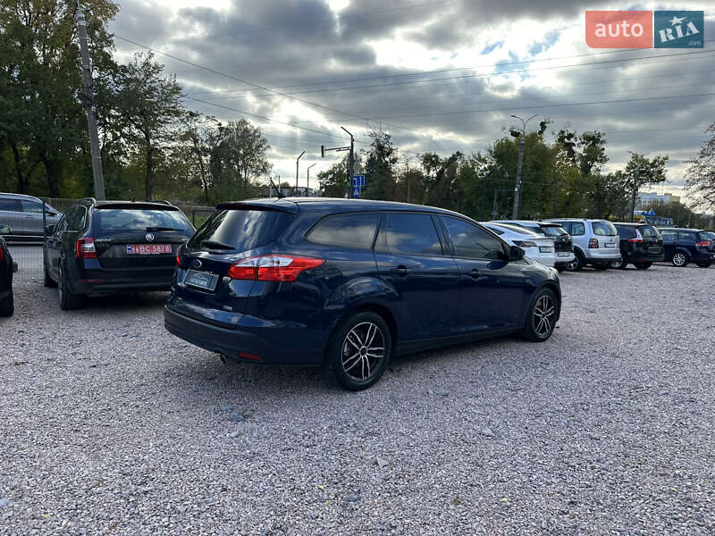 Універсал Ford Focus 2014 в Рівному фото 12 Універсал Ford Focus 2014 в Рівному