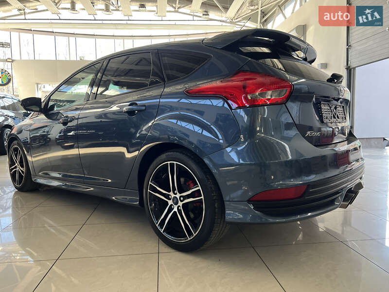 Хетчбек Ford Focus 2017 в Одесі фото 7 Хетчбек Ford Focus 2017 в Одесі