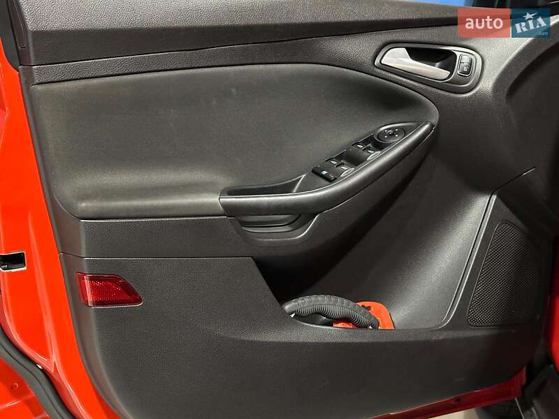Седан Ford Focus 2015 в Одесі фото 10 Седан Ford Focus 2015 в Одесі