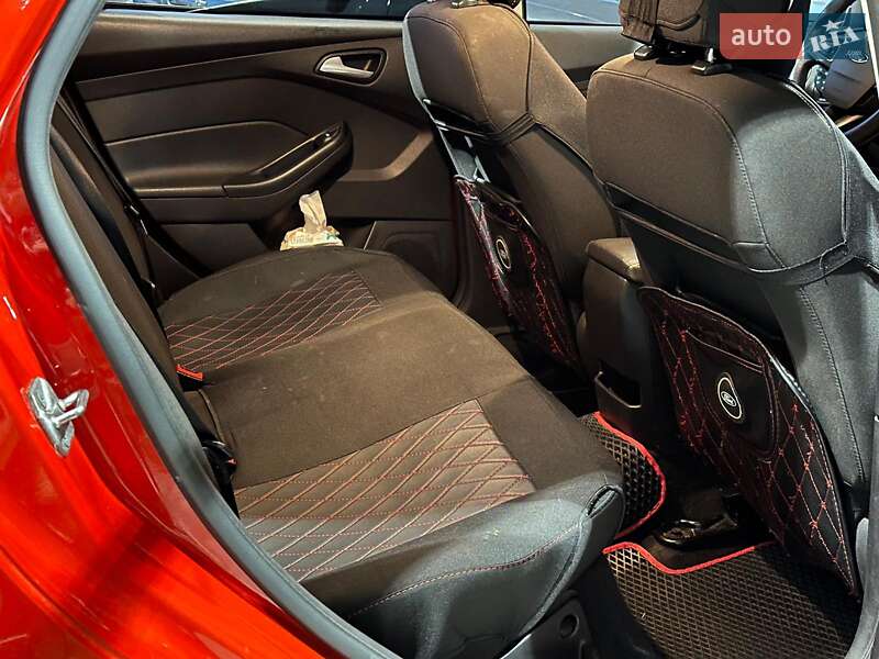 Седан Ford Focus 2015 в Одесі фото 13 Седан Ford Focus 2015 в Одесі