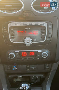 Седан Ford Focus 2007 в Южноукраинске