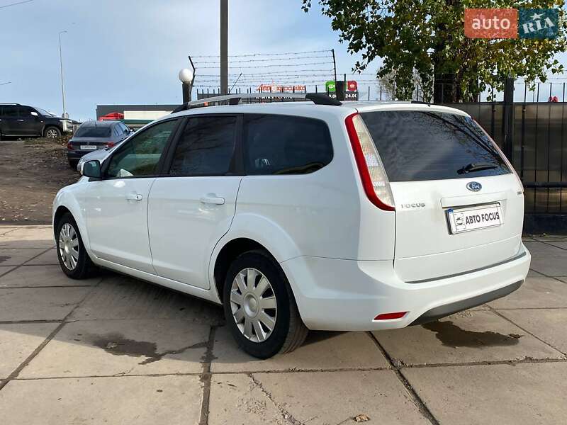 Універсал Ford Focus 2010 в Києві фото 5 Універсал Ford Focus 2010 в Києві