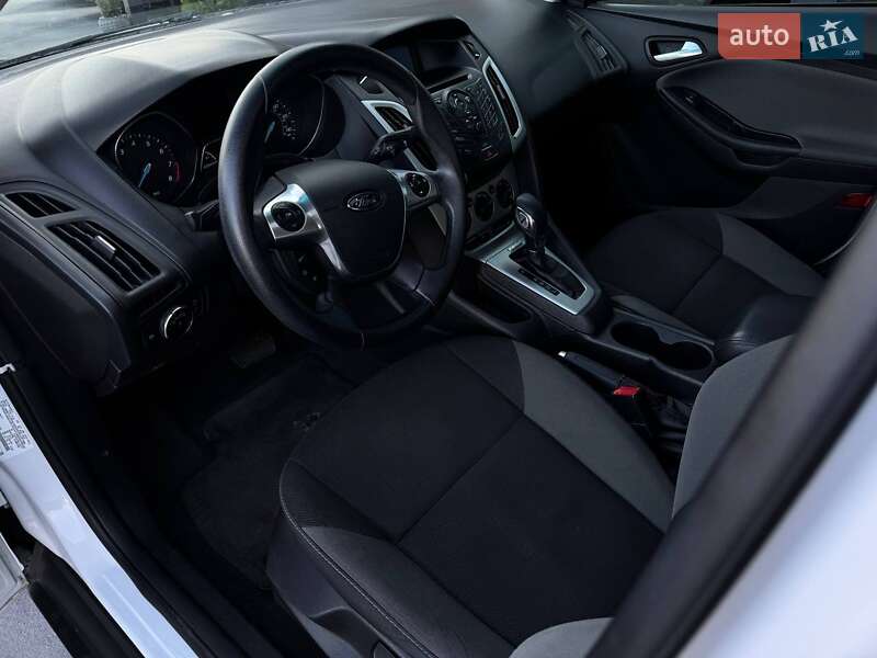 Седан Ford Focus 2014 в Рівному фото 30 Седан Ford Focus 2014 в Рівному