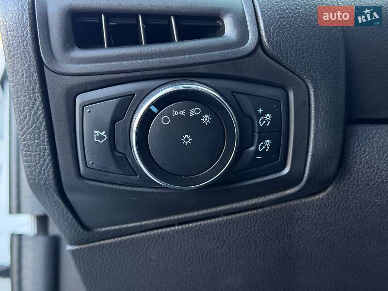 Седан Ford Focus 2014 в Рівному фото 32 Седан Ford Focus 2014 в Рівному