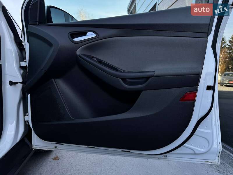 Седан Ford Focus 2014 в Рівному фото 58 Седан Ford Focus 2014 в Рівному