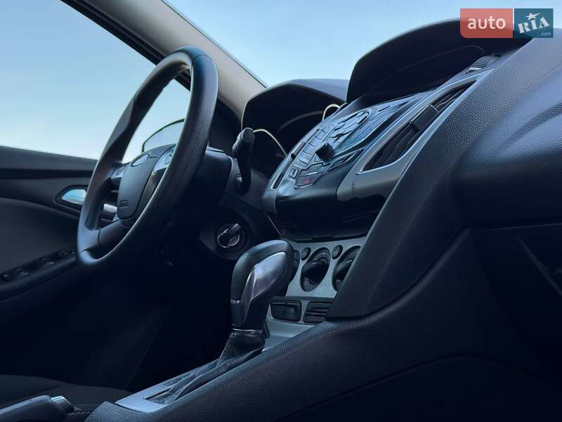 Седан Ford Focus 2014 в Рівному фото 61 Седан Ford Focus 2014 в Рівному