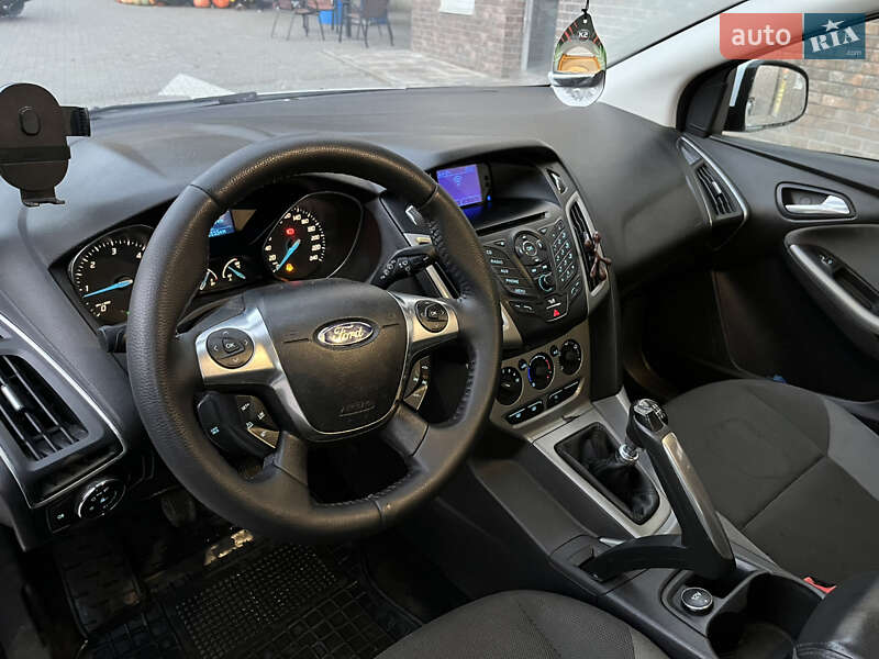 Універсал Ford Focus 2011 в Бориславі фото 46 Універсал Ford Focus 2011 в Бориславі