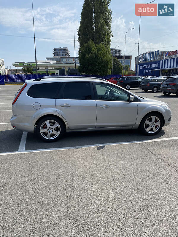 Універсал Ford Focus 2008 в Ужгороді