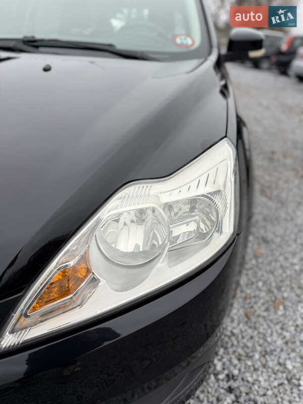 Універсал Ford Focus 2010 в Луцьку