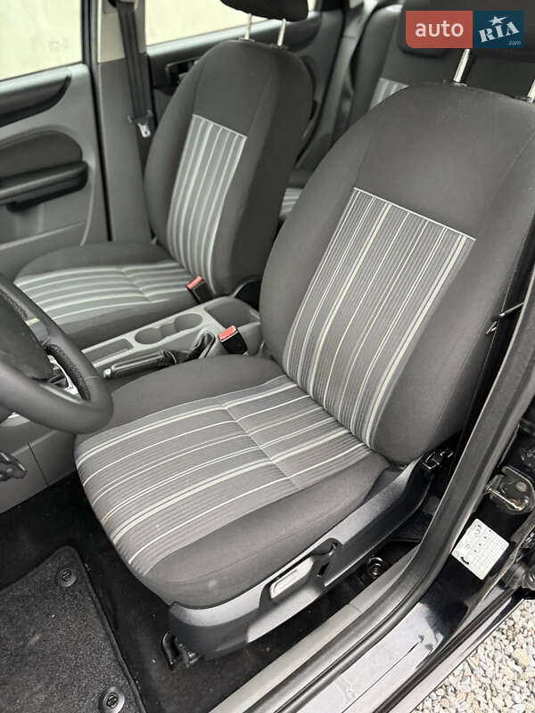 Універсал Ford Focus 2010 в Луцьку